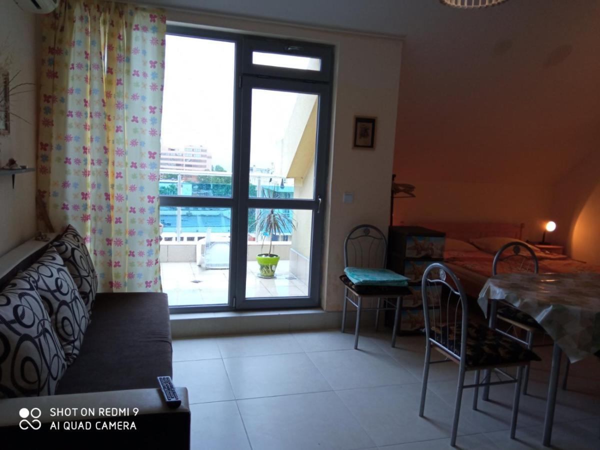 Studio Teo Pomorie Apartment Luaran gambar